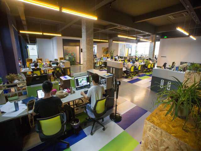 奶箱提手模具制作工艺